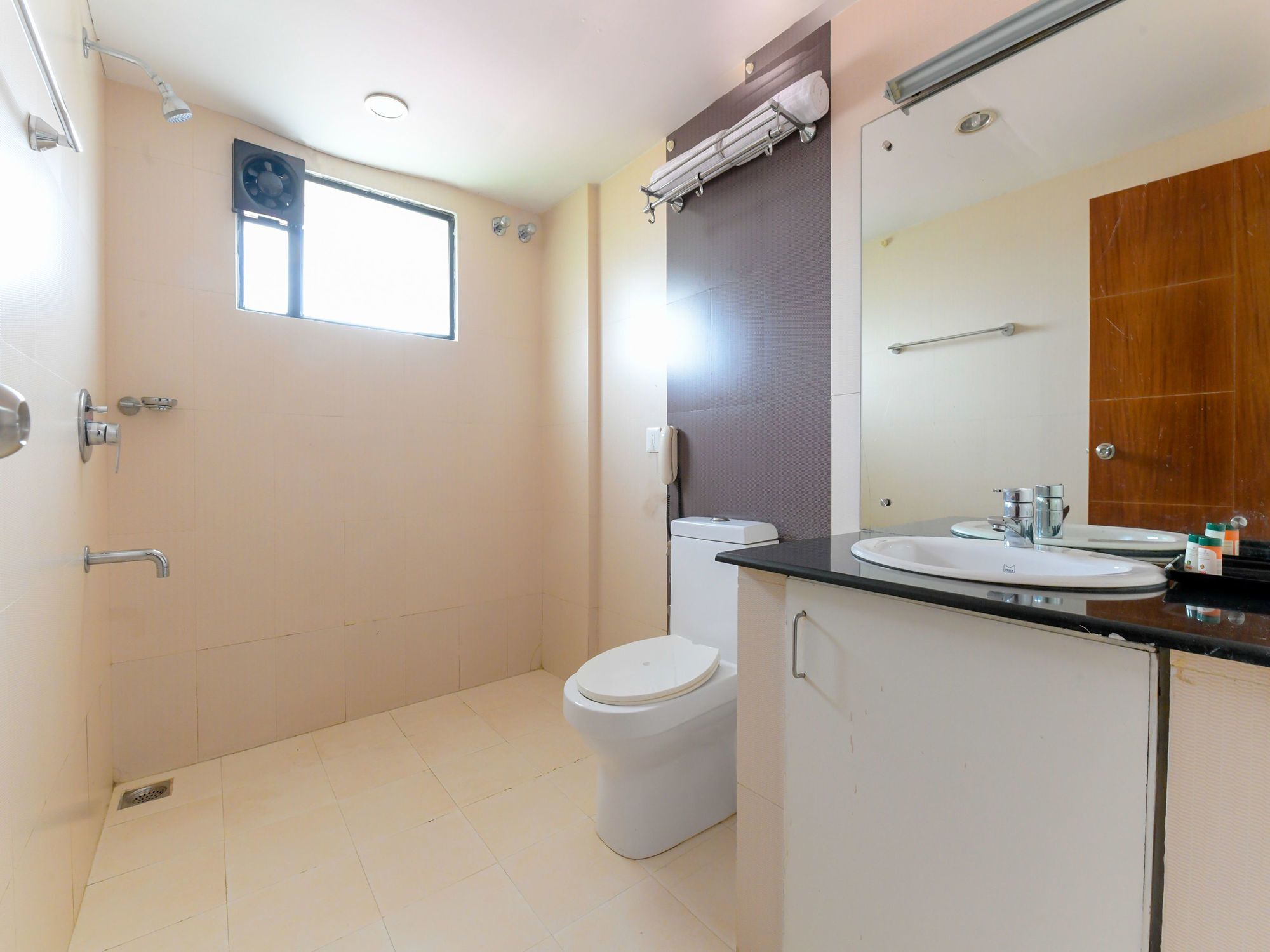 Kochi Oyo 7188 Ajantha Regency酒店 外观 照片