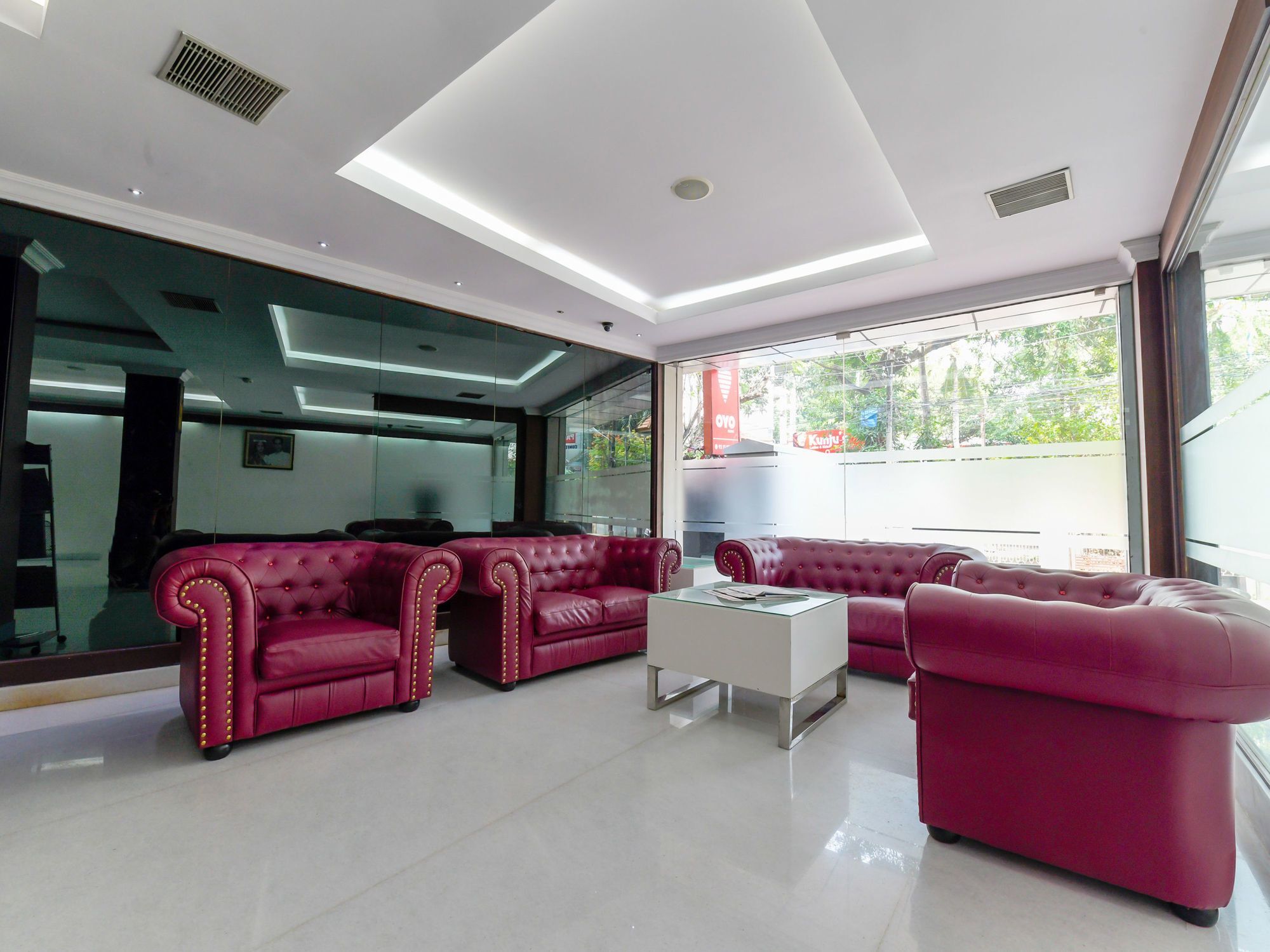 Kochi Oyo 7188 Ajantha Regency酒店 外观 照片
